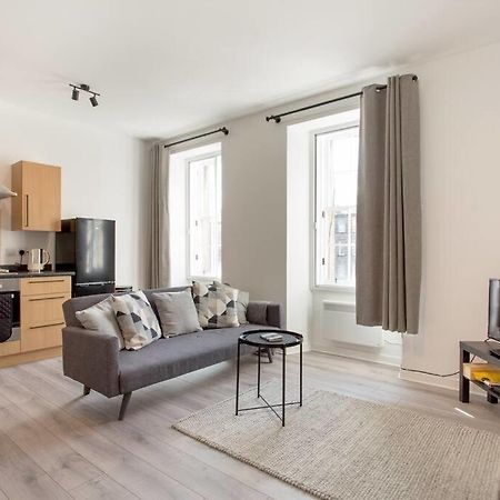 Modern & Bright 1 Bed For 4 Close To City Centre! إدنبرة المظهر الخارجي الصورة